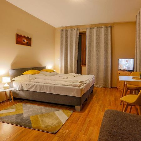 Apartmany Fatrapark 1 S Wellnessom Hrabovska Dolina Ружомберок Екстериор снимка